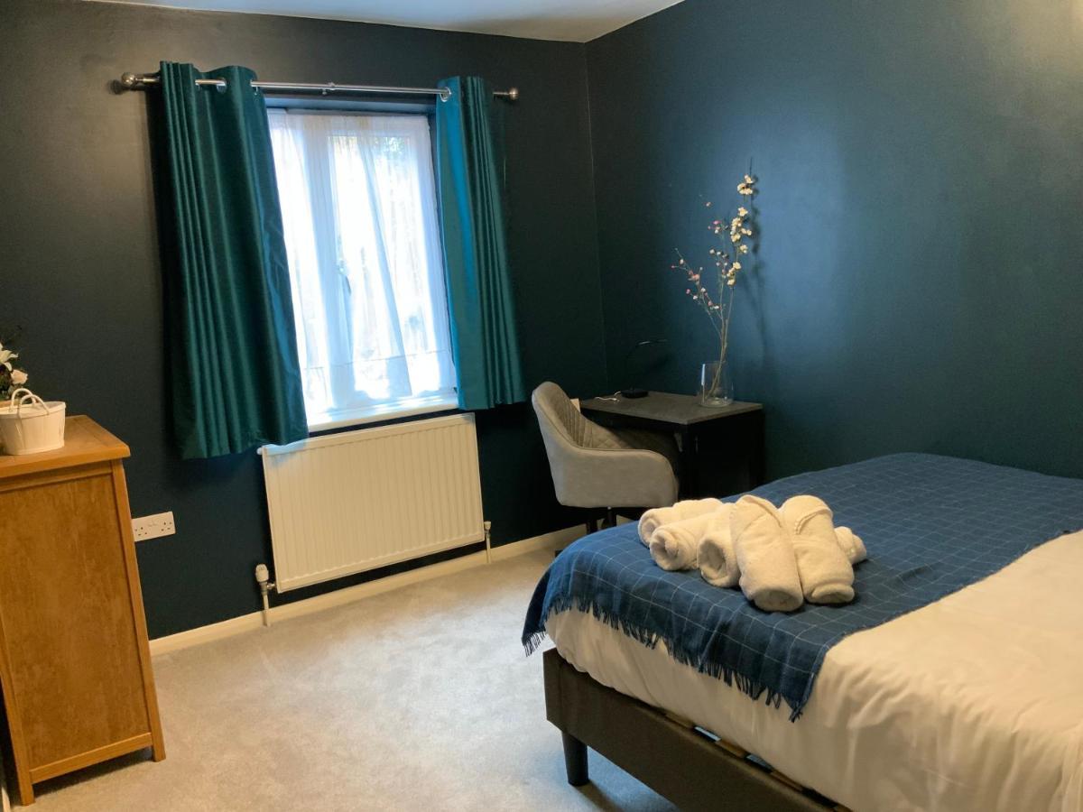 2 Bedroom Apartment Near Southfields 런던 외부 사진